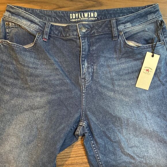 Idyllwind Women’s High Rise Straight leg Jeans - Picture 2 of 7